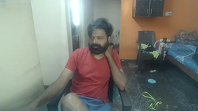 Snapshot of Indiaguy4u chatting on January 20, 2025, 6:10 am Indiaguy4u online show from January 20, 2025, 6:10 am