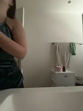 TheCinderella online show from March 25, 2026, 1:21 pm