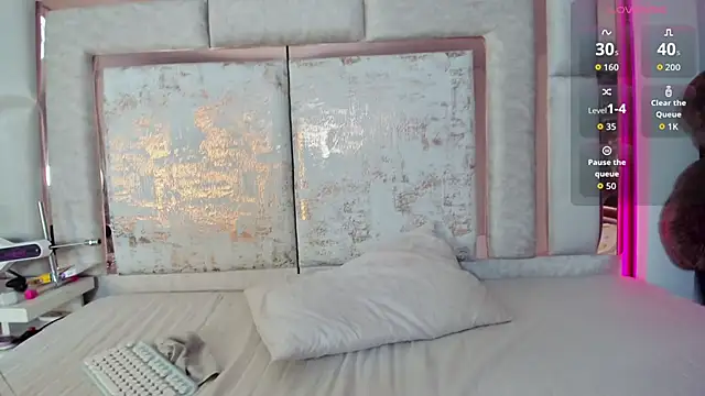 Snapshot of kimjonnes01 chatting on November 2, 2025, 5:01 am kimjonnes01 online show from November 2, 2025, 5:01 am