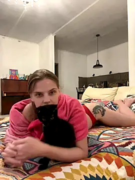 LeyaJohnson online show from October 25, 2025, 3:45 pm