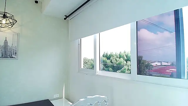 Sassy--Girl online show from November 11, 2025, 6:14 pm