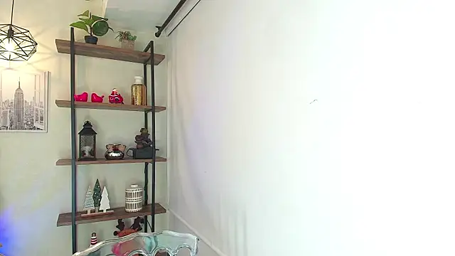 Sassy--Girl online show from December 1, 2025, 6:09 pm