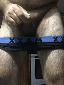 Snapshot of hairysmallcockguy chatting on February 20, 2025, 12:04 pm hairysmallcockguy online show from February 20, 2025, 12:04 pm