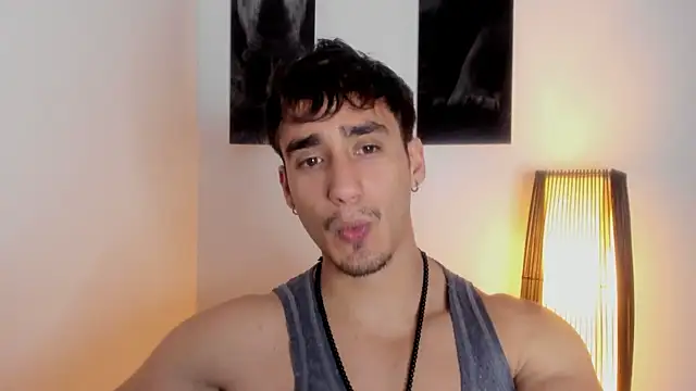 Snapshot of AlexRivera6 chatting on October 19, 2025, 12:57 am AlexRivera6 online show from October 19, 2025, 12:57 am