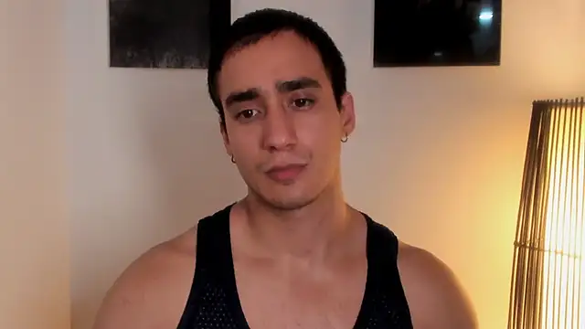 Snapshot of AlexRivera6 chatting on March 12, 2025, 9:56 pm AlexRivera6 online show from March 12, 2025, 9:56 pm