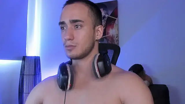 Snapshot of AlexRivera6 chatting on December 25, 2024, 3:06 pm AlexRivera6 online show from December 25, 2024, 3:06 pm