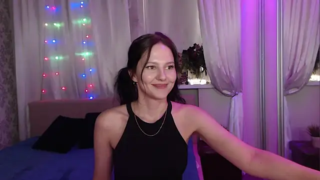 Snapshot of Zlata888 chatting on June 20, 2026, 12:32 pm Zlata888 online show from June 20, 2026, 12:32 pm