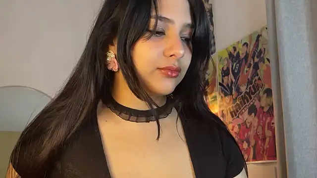 xSelena online show from December 19, 2025, 12:40 pm