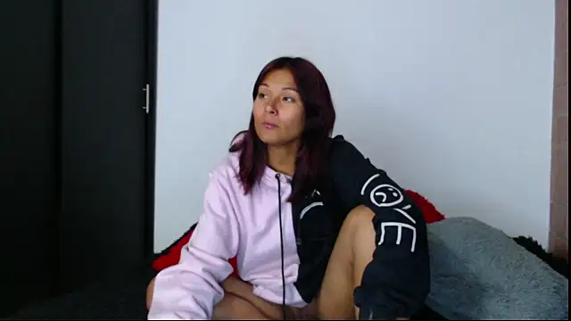 Sofynix online show from October 2, 2025, 11:41 pm