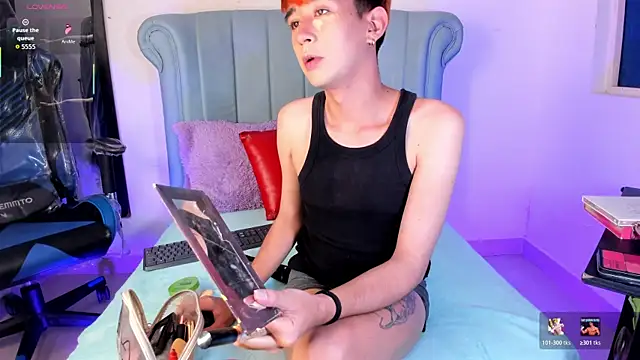 Snapshot of Chris_boy_ chatting on June 9, 2026, 7:20 am Chris boy online show from June 9, 2026, 7:20 am