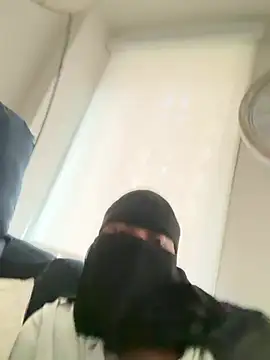 Submissive Arab online show from May 20, 2026, 8:17 pm
