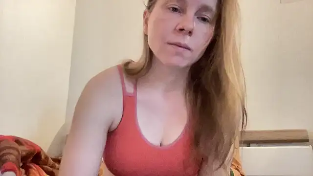 SweetLucy96 online show from March 19, 2025, 10:22 am