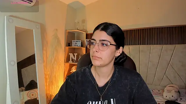 Snapshot of _Niah_ chatting on January 13, 2026, 8:46 pm Niah online show from January 13, 2026, 8:46 pm