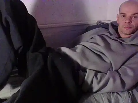 BadRec40 online show from February 27, 2026, 9:14 pm