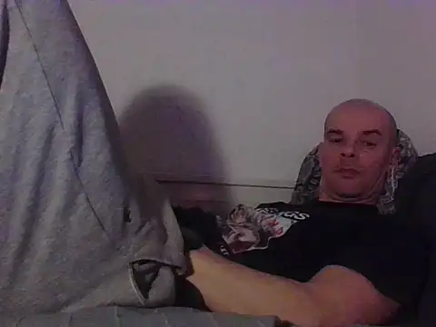 BadRec40 online show from February 14, 2026, 6:52 pm