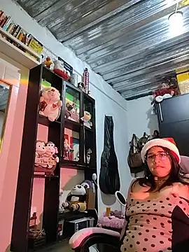 kateeen18 online show from December 20, 2025, 5:32 am