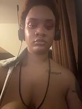 Snapshot of nickytheehawtie chatting on February 20, 2026, 4:53 am nickytheehawtie online show from February 20, 2026, 4:53 am