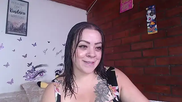 LIila28six online show from April 4, 2026, 3:51 pm