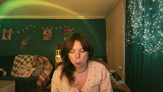 ClancyMorissey online show from June 2, 2026, 5:35 pm