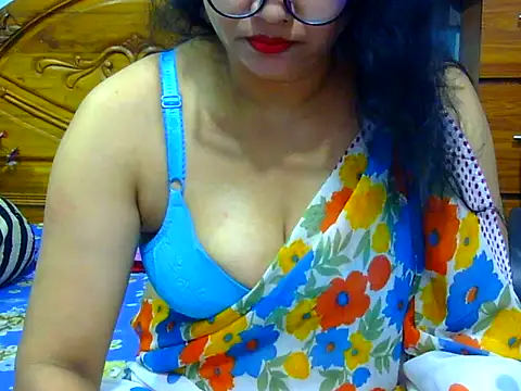 Snapshot of Daneldayna chatting on June 9, 2026, 6:20 pm Daneldayna online show from June 9, 2026, 6:20 pm