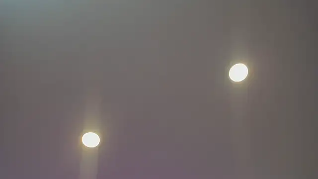 ShaniaBrownn online show from November 26, 2025, 7:36 pm