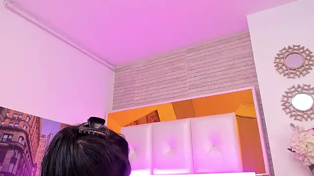 ShaniaBrownn online show from January 14, 2026, 7:50 pm