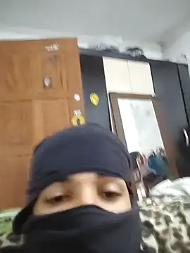 Snapshot of KleberL chatting on March 4, 2026, 7:43 pm KleberL online show from March 4, 2026, 7:43 pm