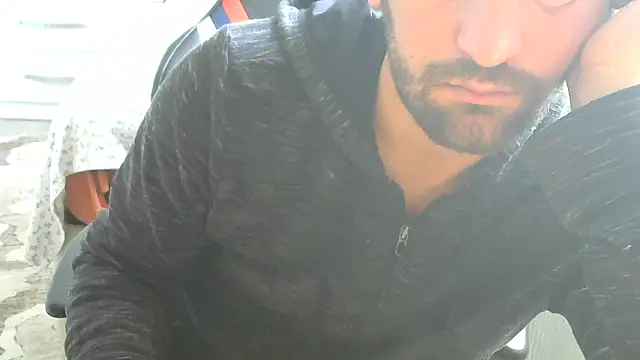 crazybaby5461 online show from November 9, 2025, 9:35 am