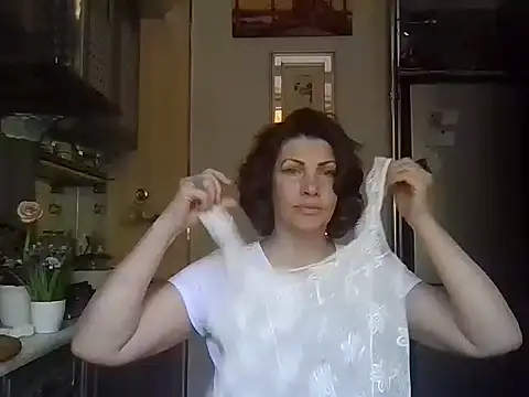 Snapshot of Baby-Matilda chatting on May 16, 2026, 8:24 am Baby-Matilda online show from May 16, 2026, 8:24 am