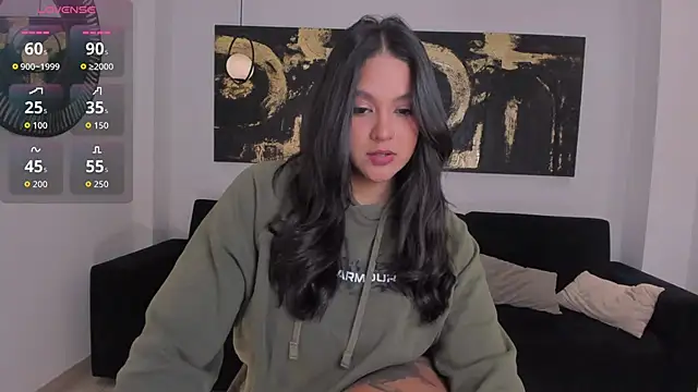 Snapshot of ToriCrossX chatting on October 27, 2025, 1:01 pm ToriCrossX online show from October 27, 2025, 1:01 pm