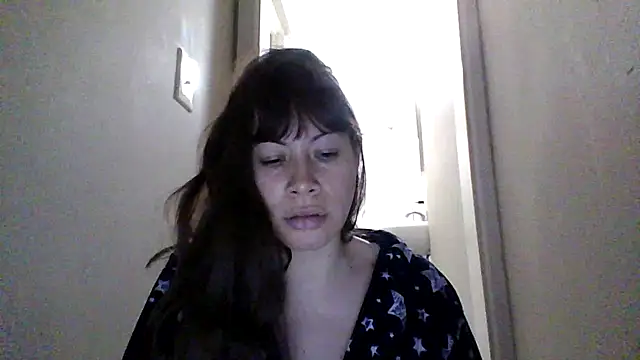 petitedoll29 online show from November 20, 2025, 9:04 pm