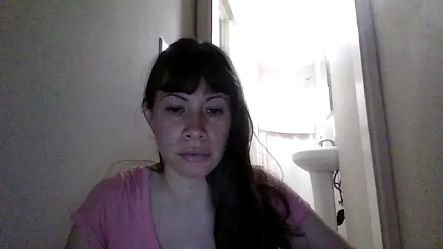 petitedoll29 online show from October 31, 2025, 8:05 pm