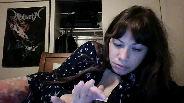 petitedoll29 online show from December 6, 2024, 1:13 am