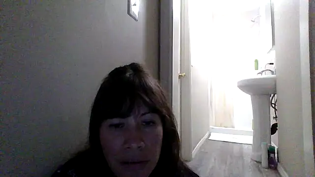 petitedoll29 online show from December 1, 2025, 1:28 am