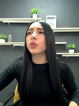 Snapshot of isabella_jade chatting on December 17, 2025, 11:10 pm isabella jade online show from December 17, 2025, 11:10 pm