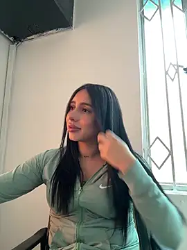 Snapshot of isabella_jade chatting on October 25, 2025, 1:34 pm isabella jade online show from October 25, 2025, 1:34 pm