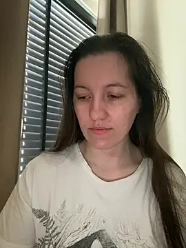 Nicole-Ray online show from March 5, 2026, 9:50 am