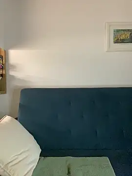 Nicole-Ray online show from November 14, 2025, 8:29 am