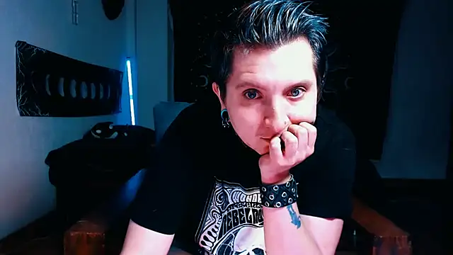 Marieblueeyes online show from March 22, 2026, 3:21 am