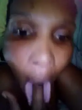 Snapshot of Nonelela chatting on October 28, 2025, 8:08 pm Nonelela online show from October 28, 2025, 8:08 pm