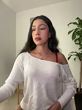 SelenaStone online show from November 25, 2025, 11:16 pm