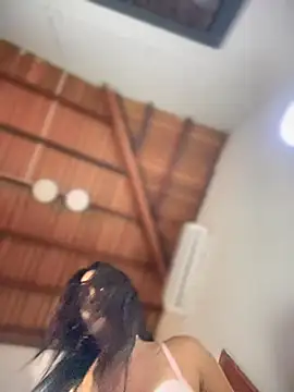 Ashly Miller online show from November 3, 2025, 8:01 pm