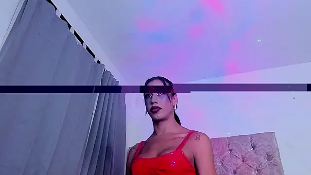 Snapshot of KatalinaMillan chatting on January 18, 2026, 4:05 am KatalinaMillan online show from January 18, 2026, 4:05 am