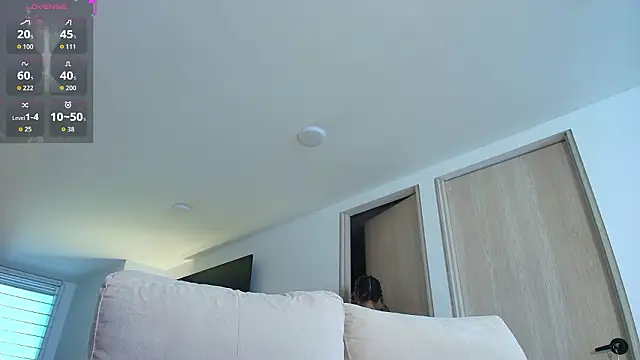 allysoonswwan17 online show from March 17, 2026, 3:15 pm