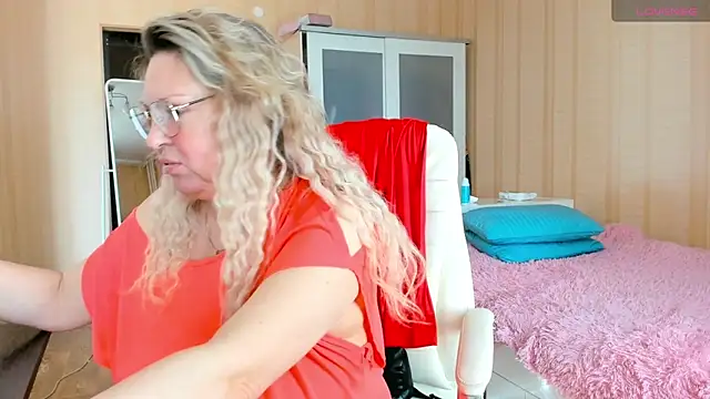 PamHardFuck online show from April 17, 2026, 11:13 am