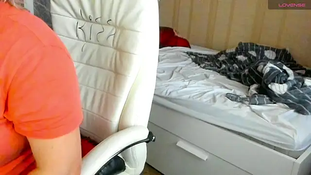 PamHardFuck online show from November 12, 2025, 9:57 am