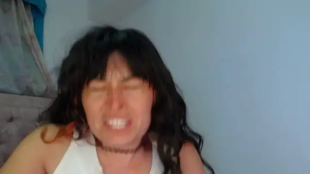 Alexandrasaenz online show from February 22, 2026, 10:22 pm