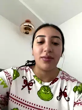 Hannahoff online show from December 1, 2024, 8:25 pm