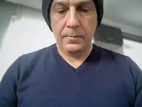 ALPHANDRE online show from November 18, 2025, 7:44 am