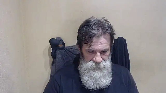 Snapshot of AlexNudo chatting on July 7, 2026, 8:18 am AlexNudo online show from July 7, 2026, 8:18 am